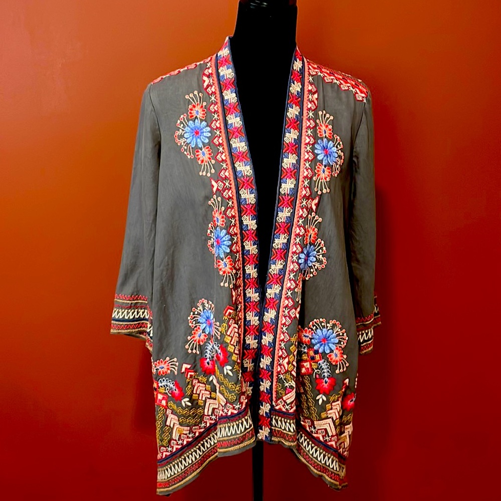 Johnny Was LA short linen embroidered kimono -S
